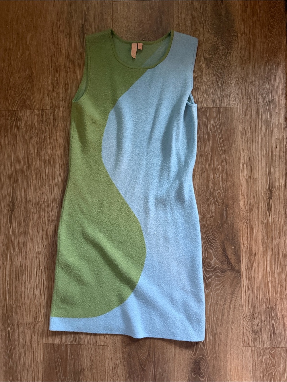 Love Curved Colorblock Sleeveless Mini Dress in Sky Blue and Green